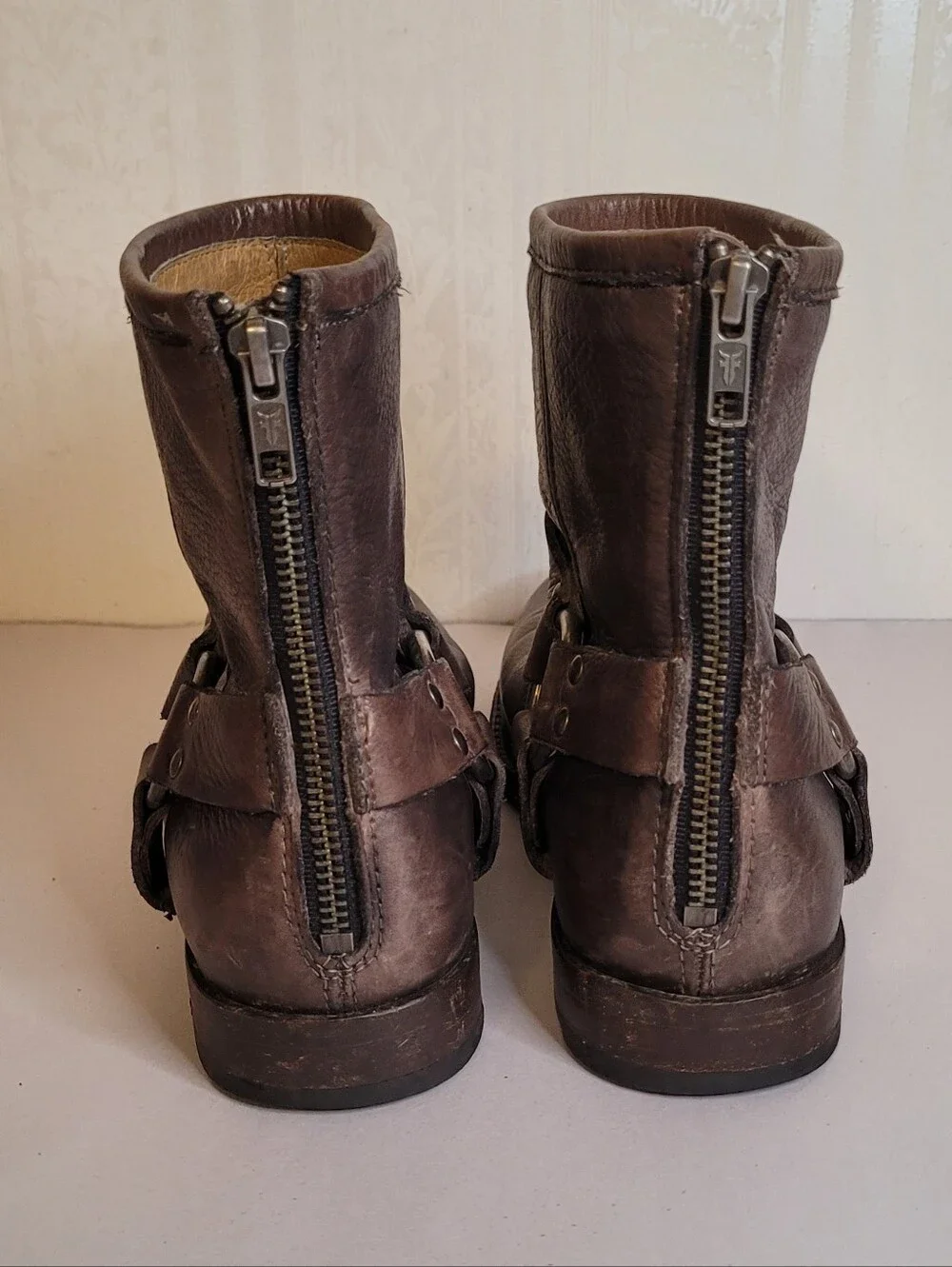 Frye Phillip Short Harness Boots Size 8.5